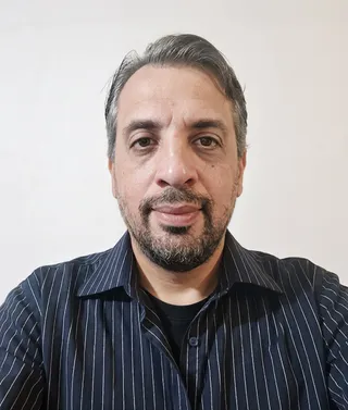 foto profesor Leandro Tupone Bardelli